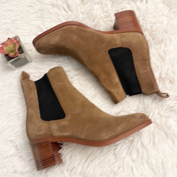 NEW Steve Madden Rhiannon Brown Suede Chelsea Heel bootie women size 5.5 - Picture 6 of 7